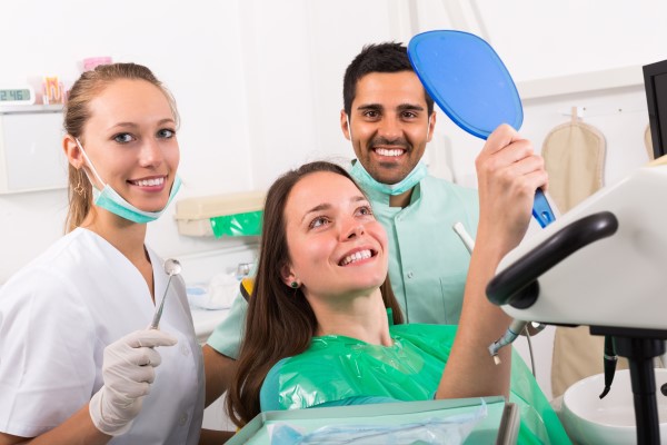 The Rise In Popularity Of Cosmetic Dentistry Treatments